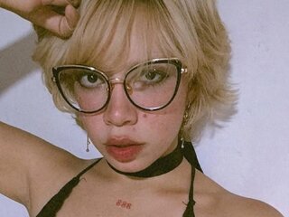 Camshow AmelieMari