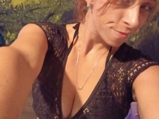 Camshow MollyDevine